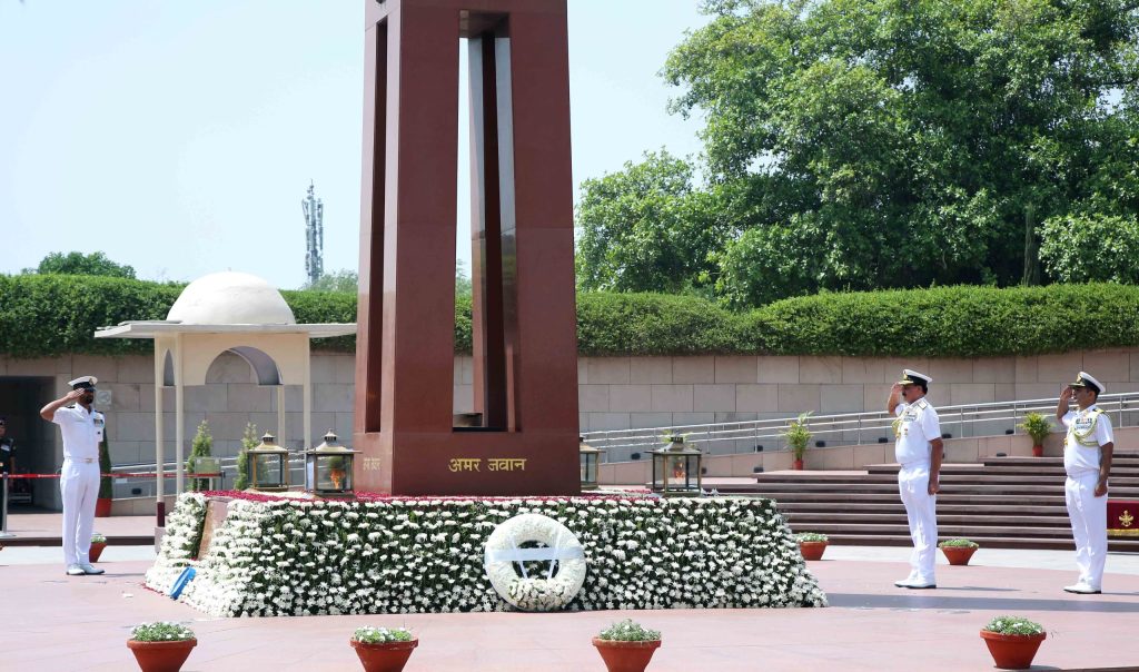 ADMIRAL DINESH K TRIPATHI PVSM, AVSM, NM ASSUMES COMMAND OF THE INDIAN NAVY AS 26th CHIEF OF THE NAVAL STAFF 1 4