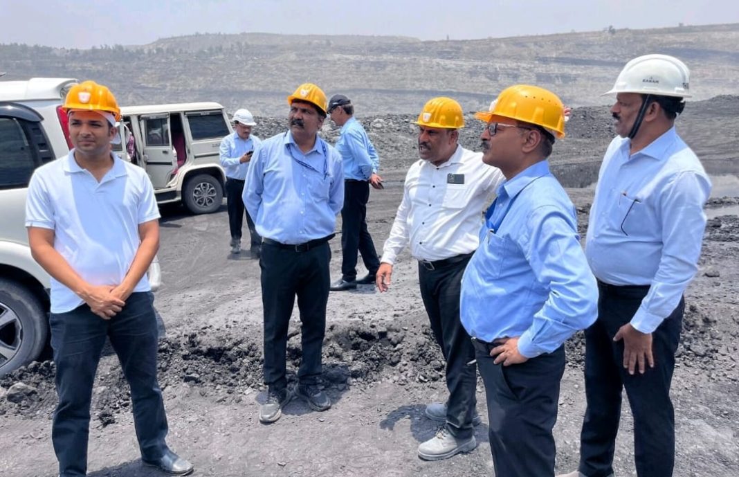 South Eastern Coalfields Limited (SECL) Vigilance department team visits Gevra, Kusmunda, Korba and Chirimiri areas, takes stock of monsoon preparations South Eastern Coalfields Limited (SECL) Vigilance department team visits Gevra, Kusmunda, Korba and Chirimiri areas, takes stock of monsoon preparations
