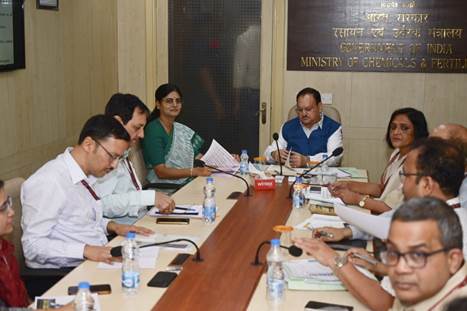 Union Minister of Chemicals and Fertilizers Shri Jagat Prakash Nadda along with MoS Smt Anupriya Patel reviews the performance of the Ministry: Emphasizes the need to achieve the 100 Days’ agenda Union Minister of Chemicals and Fertilizers Shri Jagat Prakash Nadda along with MoS Smt Anupriya Patel reviews the performance of the Ministry: Emphasizes the need to achieve the 100 Days’ agenda