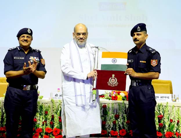 Union Home Minister and Minister of Cooperation, Shri Amit Shah welcomes successful return of second mountaineering expedition ‘Vijay’ of NDRF in New Delhi Union Home Minister and Minister of Cooperation, Shri Amit Shah welcomes successful return of second mountaineering expedition ‘Vijay’ of NDRF in New Delhi