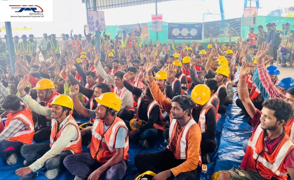 More than 6,000 shramiks were educated about safety through Nukkad Natak Series- “Prayas” More than 6,000 shramiks were educated about safety through Nukkad Natak Series- “Prayas”