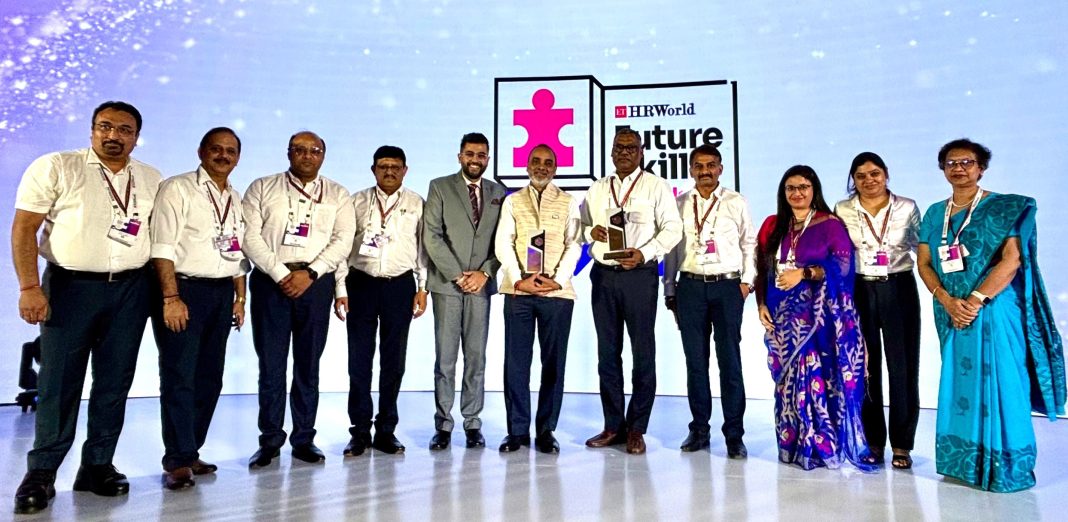 NHPC & Director (Personnel) conferred with ET HR World Awards NHPC & Director (Personnel) conferred with ET HR World Awards