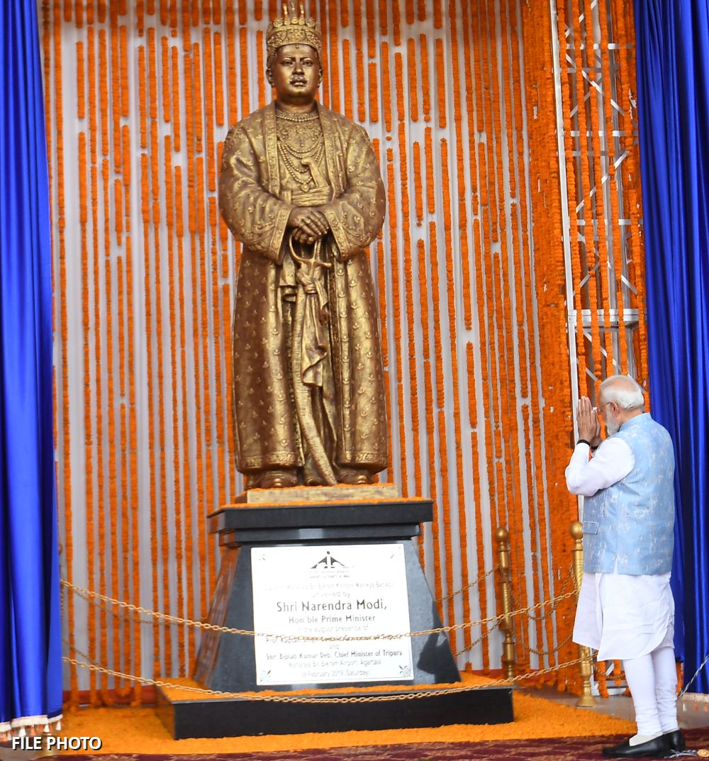Prime Minister Shri Narendra Modi pays homage to Maharaja Bir Bikram Kishore Manikya Bahadur on his birth anniversary Prime Minister Shri Narendra Modi pays homage to Maharaja Bir Bikram Kishore Manikya Bahadur on his birth anniversary