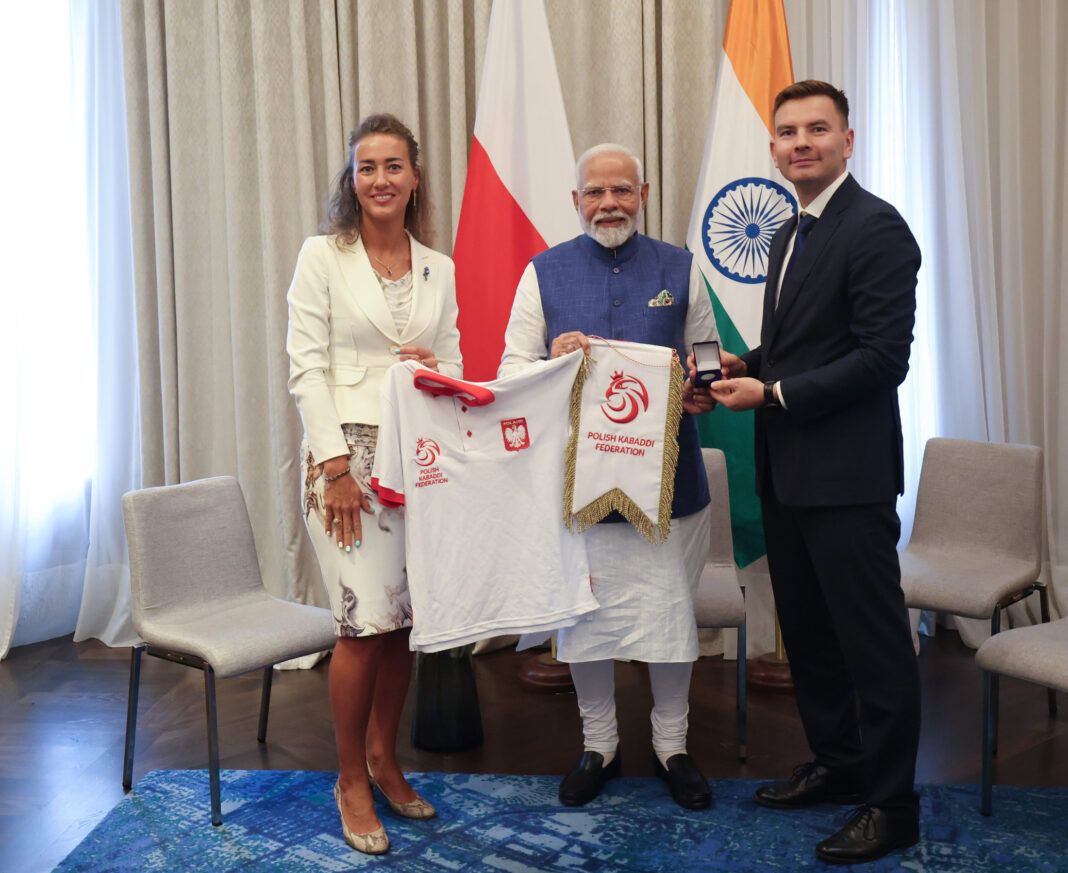 Prime Minister meets Polish Kabaddi players Prime Minister meets Polish Kabaddi players