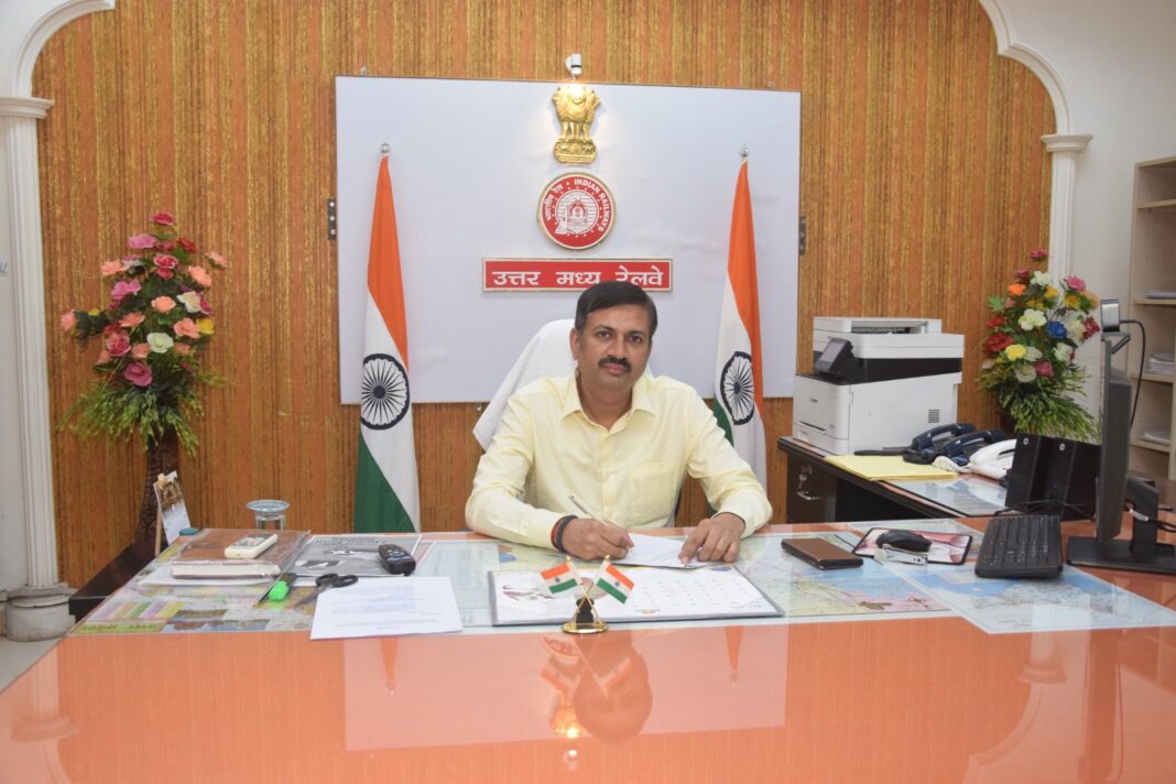 Shri Shashi kant Tripathi took over as Chief Public Relations Officer of North Central Railway. Shri Shashi kant Tripathi took over as Chief Public Relations Officer of North Central Railway.