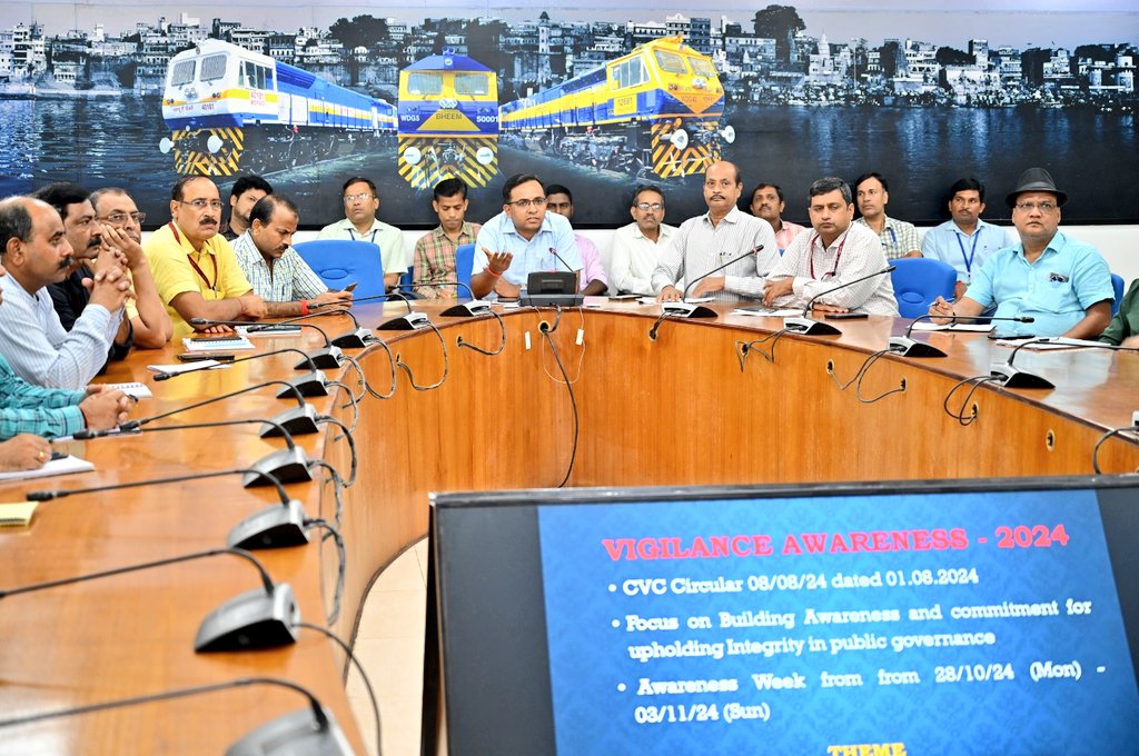 Special lecture organized at BLW on irregularities in the preparation of question papers and checking of answer sheets of departmental selection examinations. Special lecture organized at BLW on irregularities in the preparation of question papers and checking of answer sheets of departmental selection examinations.