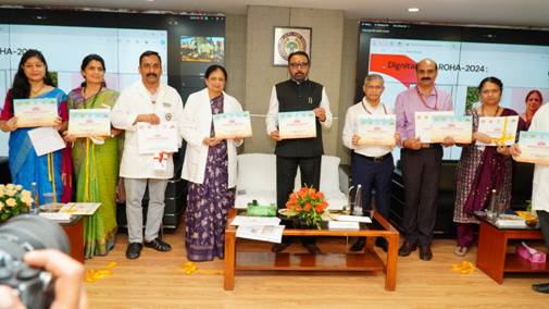 Union Minister of Ayush visits All India Institute of Ayurveda. Union Minister of Ayush visits All India Institute of Ayurveda.