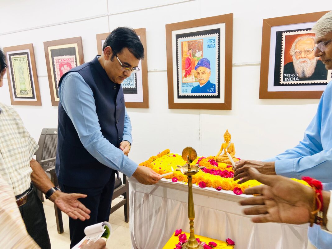 Postmaster General Krishna Kumar Yadav inaugurated ‘The Ideal and Great Stamps’ Painting Exhibition in Ahmedabad Postmaster General Krishna Kumar Yadav inaugurated ‘The Ideal and Great Stamps’ Painting Exhibition in Ahmedabad