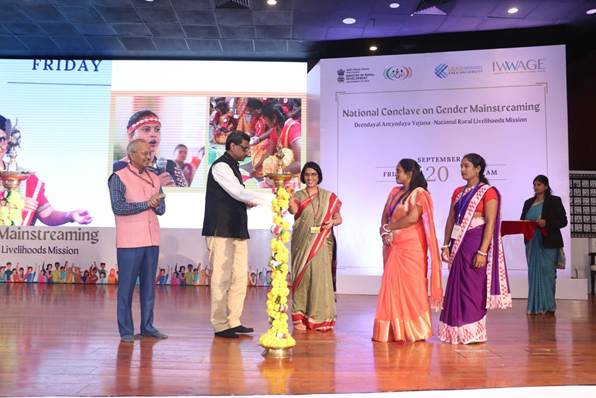Ministry of Rural Development under Deendayal Antyodaya Yojana – National Rural Livelihoods Mission in collaboration with the Institute for What Works to Advance Gender Equality hosts National Conclave on Gender Mainstreaming in New Delhi Ministry of Rural Development under Deendayal Antyodaya Yojana – National Rural Livelihoods Mission in collaboration with the Institute for What Works to Advance Gender Equality hosts National Conclave on Gender Mainstreaming in New Delhi