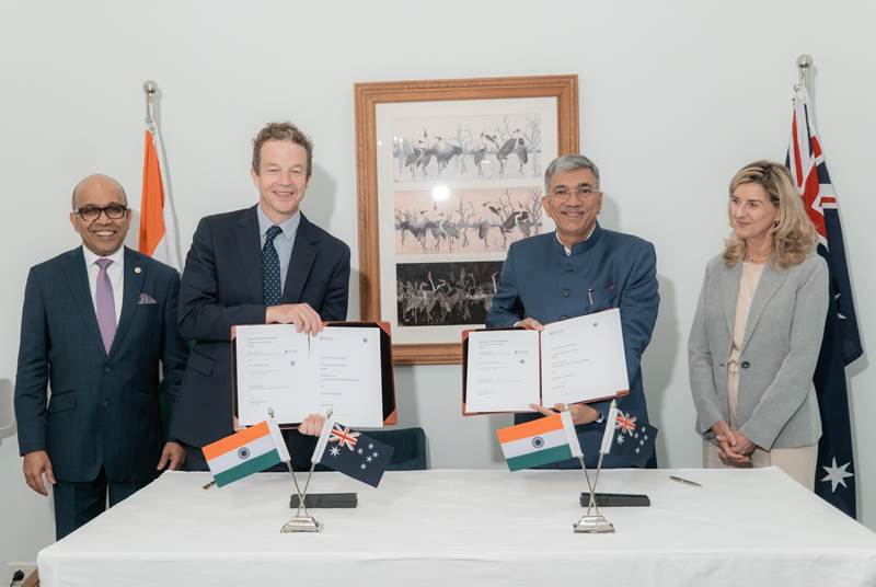 Ministry of Railways Gati Shakti Vishwavidyalaya and Monash University Sign MoU to Enhance Railway Engineering Research and Education Ministry of Railways Gati Shakti Vishwavidyalaya and Monash University Sign MoU to Enhance Railway Engineering Research and Education