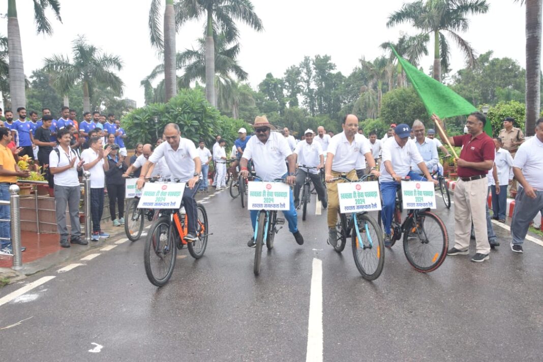 Swachhta Pakhwada inaugurated by GM/NCR Commenced with Administering of oath, and organising of Bycycle Rally & Plantation Drive Swachhta Pakhwada inaugurated by GM/NCR Commenced with Administering of oath, and organising of Bycycle Rally & Plantation Drive