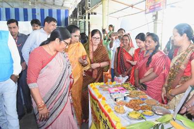 Union Minister of State for Women and Child Development launches Rashtriya Poshan Maah 2024 in Dhar district of Madhya Pradesh Union Minister of State for Women and Child Development launches Rashtriya Poshan Maah 2024 in Dhar district of Madhya Pradesh
