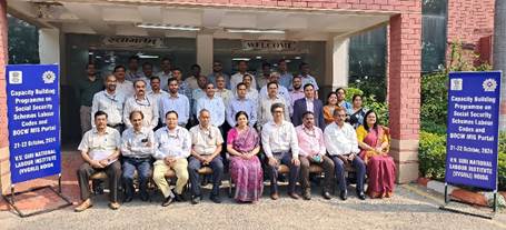Capacity Building for Ensuring Welfare of Unorganized Labour Capacity Building for Ensuring Welfare of Unorganized Labour