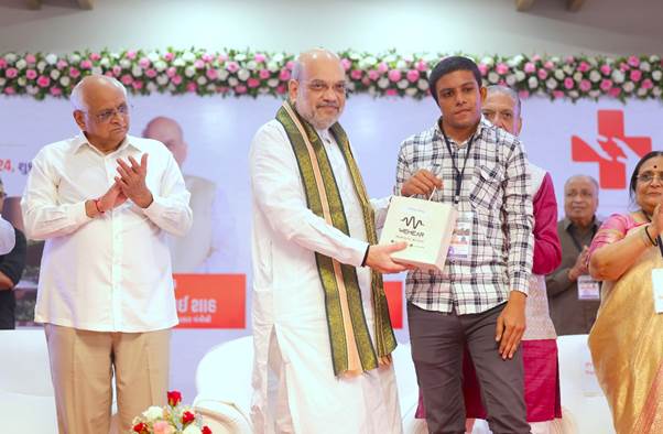 Union Home Minister and Minister of Cooperation Shri Amit Shah inaugurates the Hiramani Arogyadham Day-Care Hospital in Gandhinagar, Gujarat Union Home Minister and Minister of Cooperation Shri Amit Shah inaugurates the Hiramani Arogyadham Day-Care Hospital in Gandhinagar, Gujarat