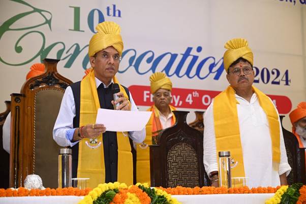 Dr. Mansukh Mandaviya Presides Over 10th Convocation Ceremony of LNIPE in Gwalior, Madhya Pradesh Dr. Mansukh Mandaviya Presides Over 10th Convocation Ceremony of LNIPE in Gwalior, Madhya Pradesh