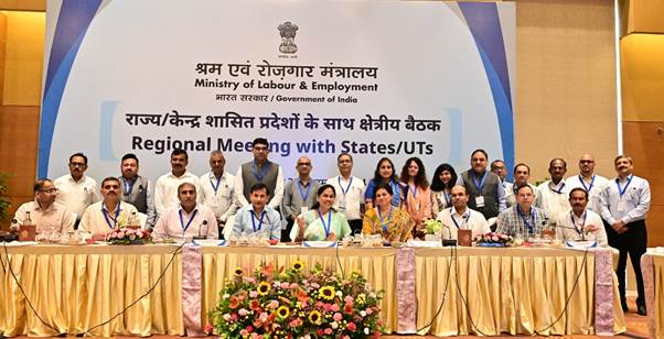 Union Minister Sushri Shobha Karandlaje Inaugurates Regional Meeting on Employment Generation and Labour Reforms in Lucknow Union Minister Sushri Shobha Karandlaje Inaugurates Regional Meeting on Employment Generation and Labour Reforms in Lucknow