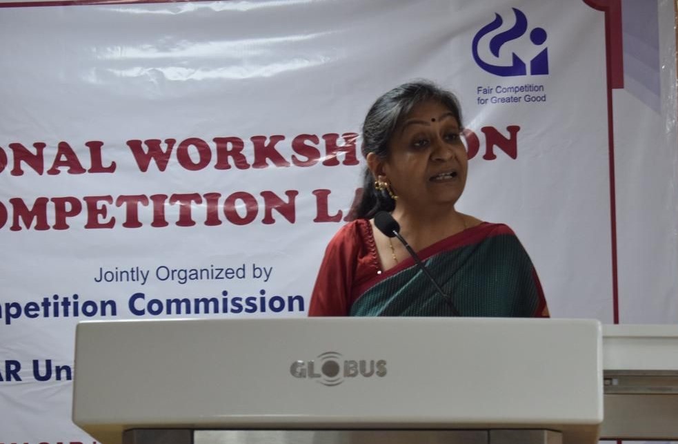 CCI conducts Regional Workshop on Competition Law in Collaboration with NALSAR University of Law, Hyderabad CCI conducts Regional Workshop on Competition Law in Collaboration with NALSAR University of Law, Hyderabad