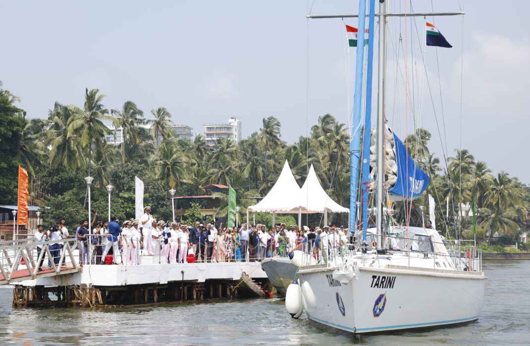 INSV TARINI SAILS OUT FOR NAVIKA SAGAR PARIKRAMA ll INSV TARINI SAILS OUT FOR NAVIKA SAGAR PARIKRAMA ll
