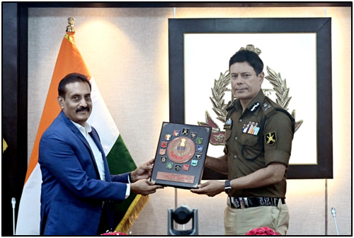 SIGNING OF MoU BETWEEN BORDER SECURITY FORCE AND CSR EDUCATIONAL TRUST BENGALURU (UNITED WORLD ACADEMY) FOR OFFERING CONCESSION FOR WARDS OF BSF PERSONNEL SIGNING OF MoU BETWEEN BORDER SECURITY FORCE AND CSR EDUCATIONAL TRUST BENGALURU (UNITED WORLD ACADEMY) FOR OFFERING CONCESSION FOR WARDS OF BSF PERSONNEL