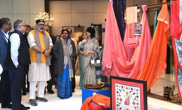Textile Ministry’s “GI & Beyond” Summit Showcases India’s GI Handloom and Handcraft Heritage to the Global Stage 5 image 38
