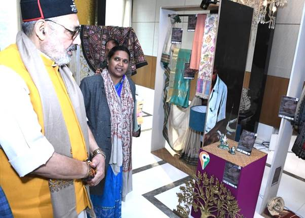 Textile Ministry’s “GI & Beyond” Summit Showcases India’s GI Handloom and Handcraft Heritage to the Global Stage 4 image 39