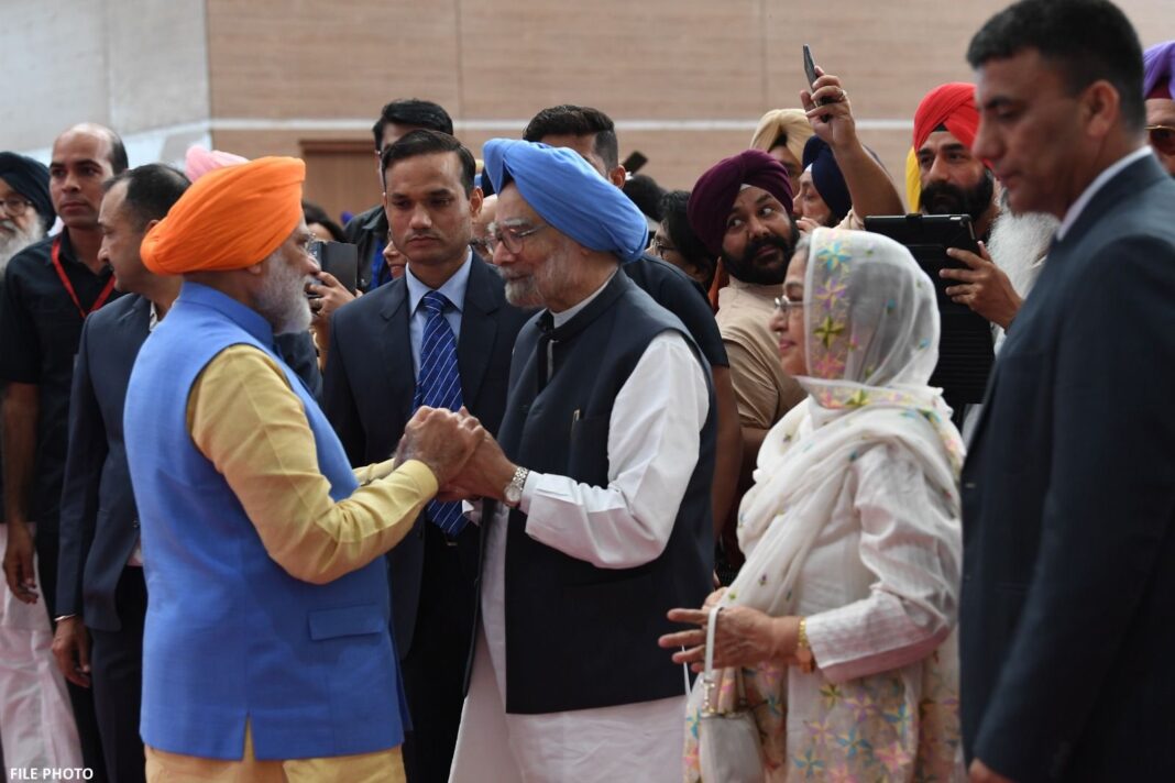 Prime Minister condoles passing away of former Prime Minister Dr. Manmohan Singh Prime Minister condoles passing away of former Prime Minister Dr. Manmohan Singh