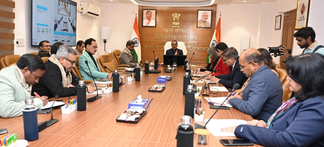 Poverty-free villages will be created in the country by properly implementing all the schemes being run under the Rural Development Ministry on time: Shri Shivraj Singh Chouhan Poverty-free villages will be created in the country by properly implementing all the schemes being run under the Rural Development Ministry on time: Shri Shivraj Singh Chouhan