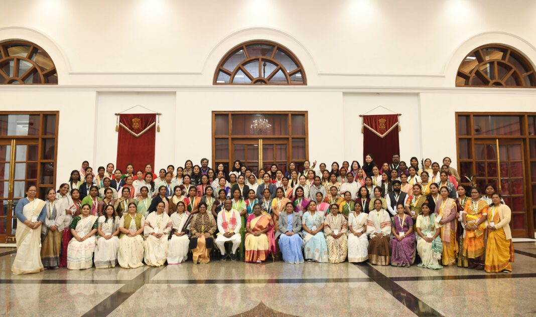 PRESIDENT DROUPADI MURMU INTERACTS WITH THE SCHEDULED TRIBE WOMEN REPRESENTATIVES OF PANCHAYATI RAJ INSTITUTIONS PRESIDENT DROUPADI MURMU INTERACTS WITH THE SCHEDULED TRIBE WOMEN REPRESENTATIVES OF PANCHAYATI RAJ INSTITUTIONS