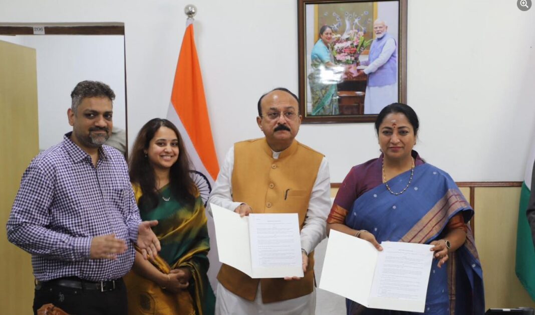 Delhi Government Signs MOU with BIG and Physics Wallah to Provide Free Coaching for 1.63 Lakh Government School Students Delhi Government Signs MOU with BIG and Physics Wallah to Provide Free Coaching for 1.63 Lakh Government School Students