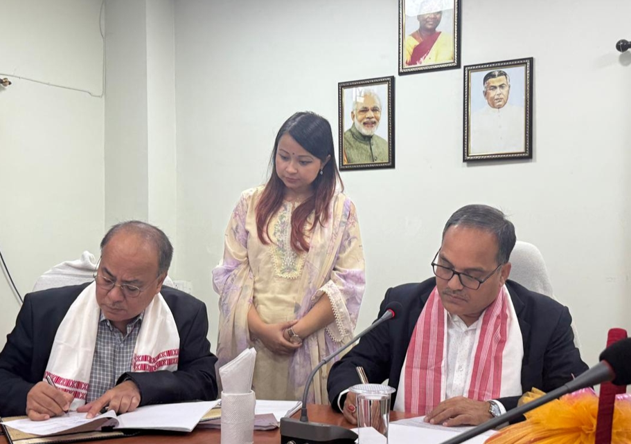 Oil India Limited signed a memorandum with Golpada district administration to increase health infrastructure Oil India Limited signed a memorandum with Golpada district administration to increase health infrastructure