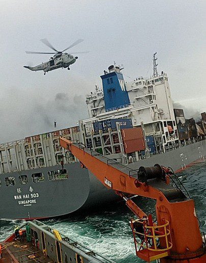 ICG, Navy & IAF Execute High-Risk Operation to Stabilise Fire-Hit Singaporean Vessel Off Kochi ICG, Navy & IAF Execute High-Risk Operation to Stabilise Fire-Hit Singaporean Vessel Off Kochi