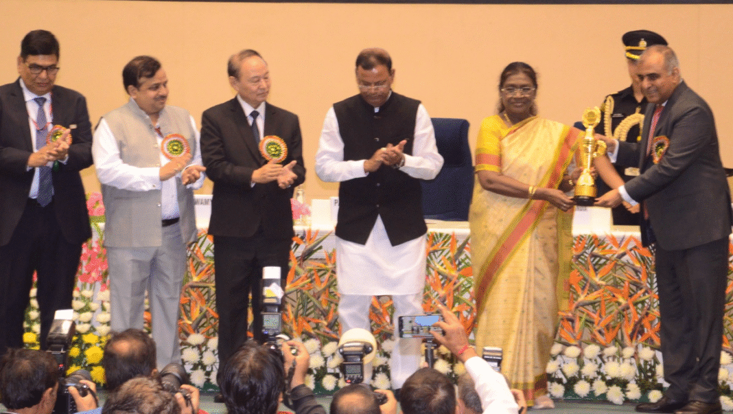 Hindustan Petroleum Corporation Limited (HPCL) Conferred with SCOPE Eminence Award for Corporate Governance Hindustan Petroleum Corporation Limited (HPCL) Conferred with SCOPE Eminence Award for Corporate Governance
