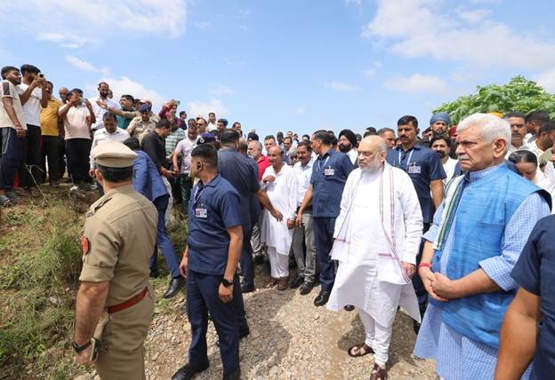 Union Home Minister Amit Shah Reviews Flood-Hit Areas in Jammu, Assures Full Central Support. Union Home Minister Amit Shah Reviews Flood-Hit Areas in Jammu, Assures Full Central Support.