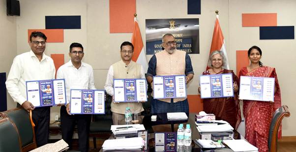 Union Minister Giriraj Singh Launches Kapas Kisan App to Streamline MSP Cotton Procurement Union Minister Giriraj Singh Launches Kapas Kisan App to Streamline MSP Cotton Procurement