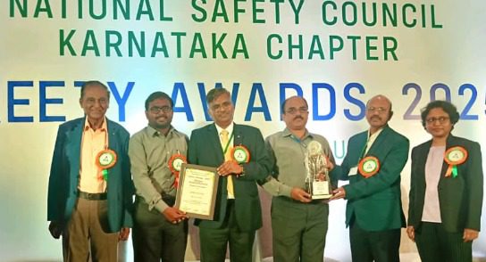 BEML KGF Complex Wins Uttama Suraksha Puraskara for Excellence in Safety BEML KGF Complex Wins Uttama Suraksha Puraskara for Excellence in Safety