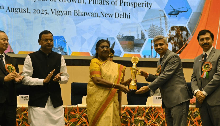 RailTel Wins SCOPE Eminence Award for Digital Transformation RailTel Wins SCOPE Eminence Award for Digital Transformation