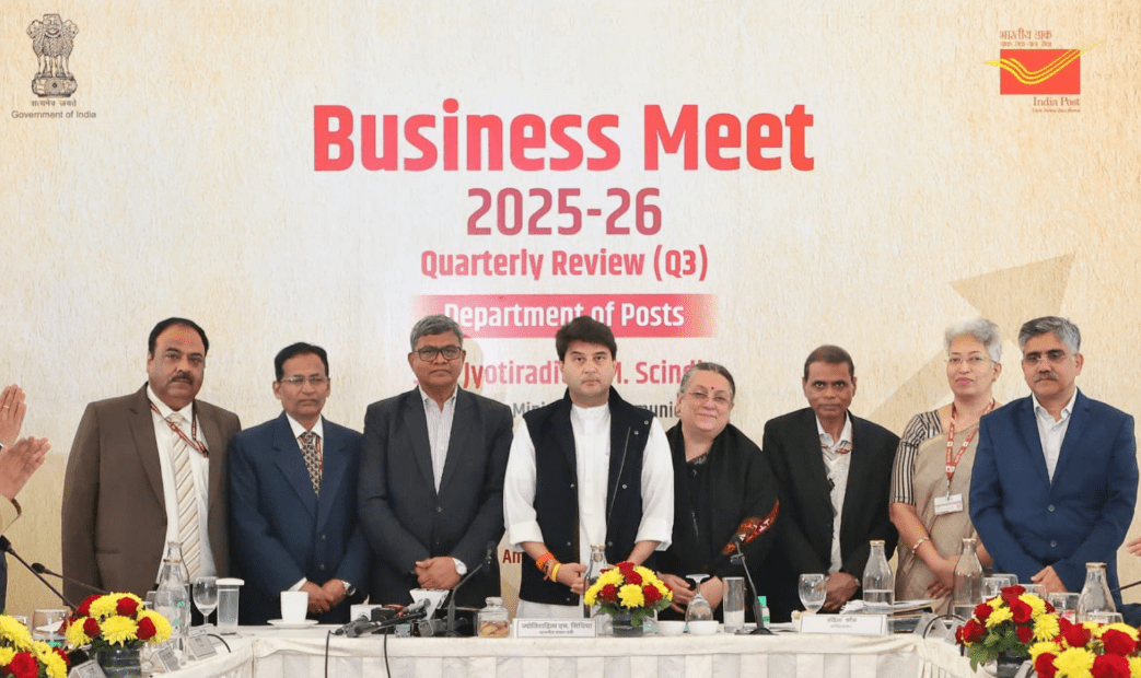 Communications Minister Reviews Q3 Performance to Accelerate India Post’s Transformation Communications Minister Reviews Q3 Performance to Accelerate India Post’s Transformation